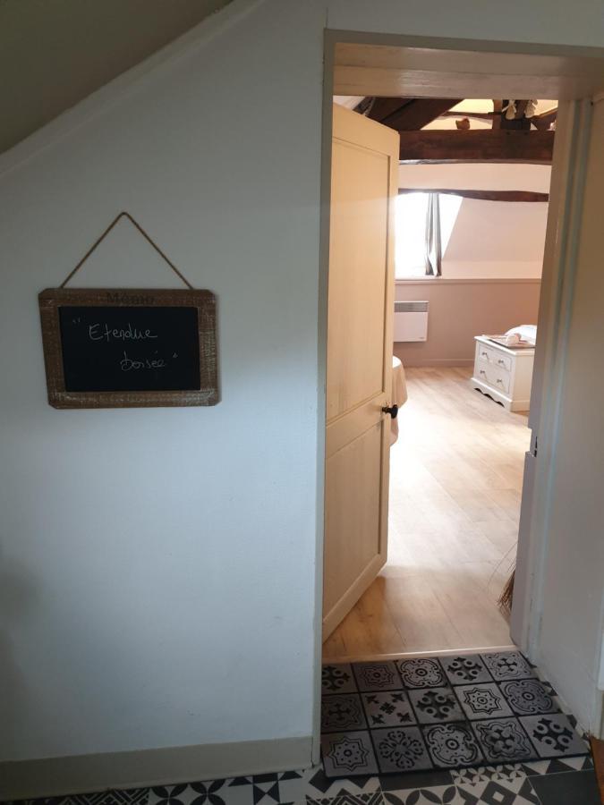 D'Anciennes "Chambres De Bonnes" Honfleur Exterior foto